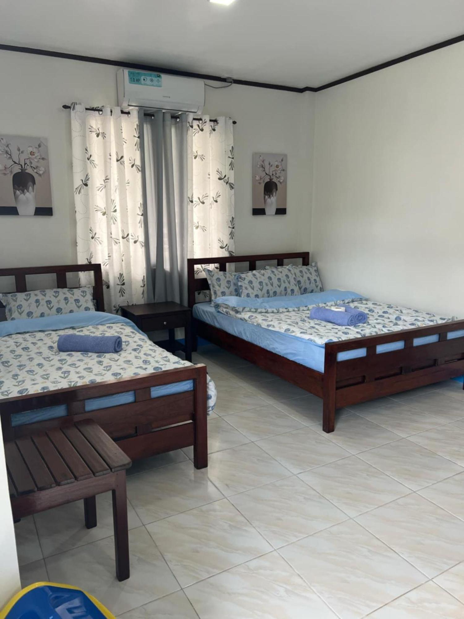 Princesa Michaella Hostel Itaytay Luaran gambar
